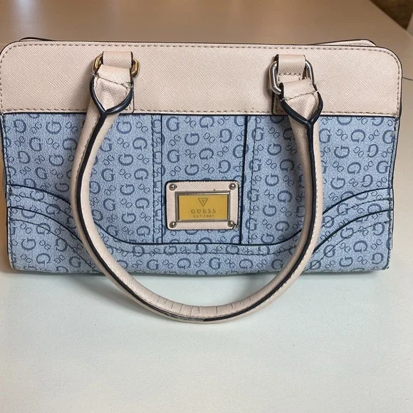 Guess handbag - Picture 6 of 12